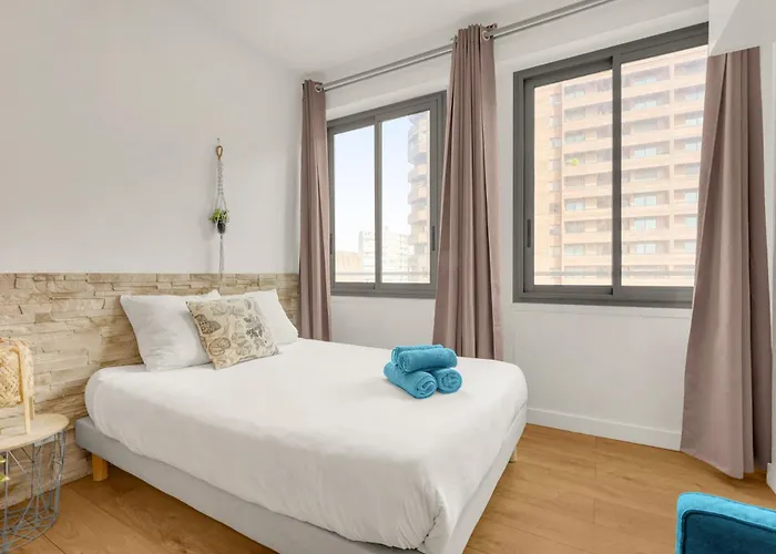 Le Boheme Chic - Cosy - Metro & Gare